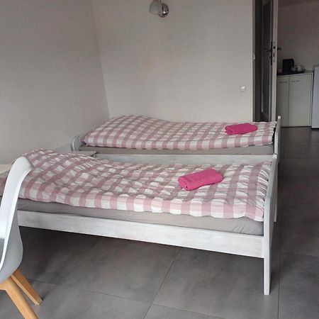 Gosciniec Solan Hotell Jeleniow Exteriör bild