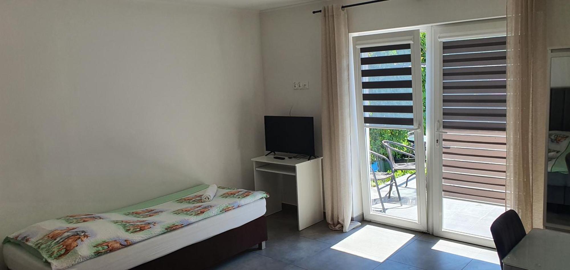 Gosciniec Solan Hotell Jeleniow Exteriör bild