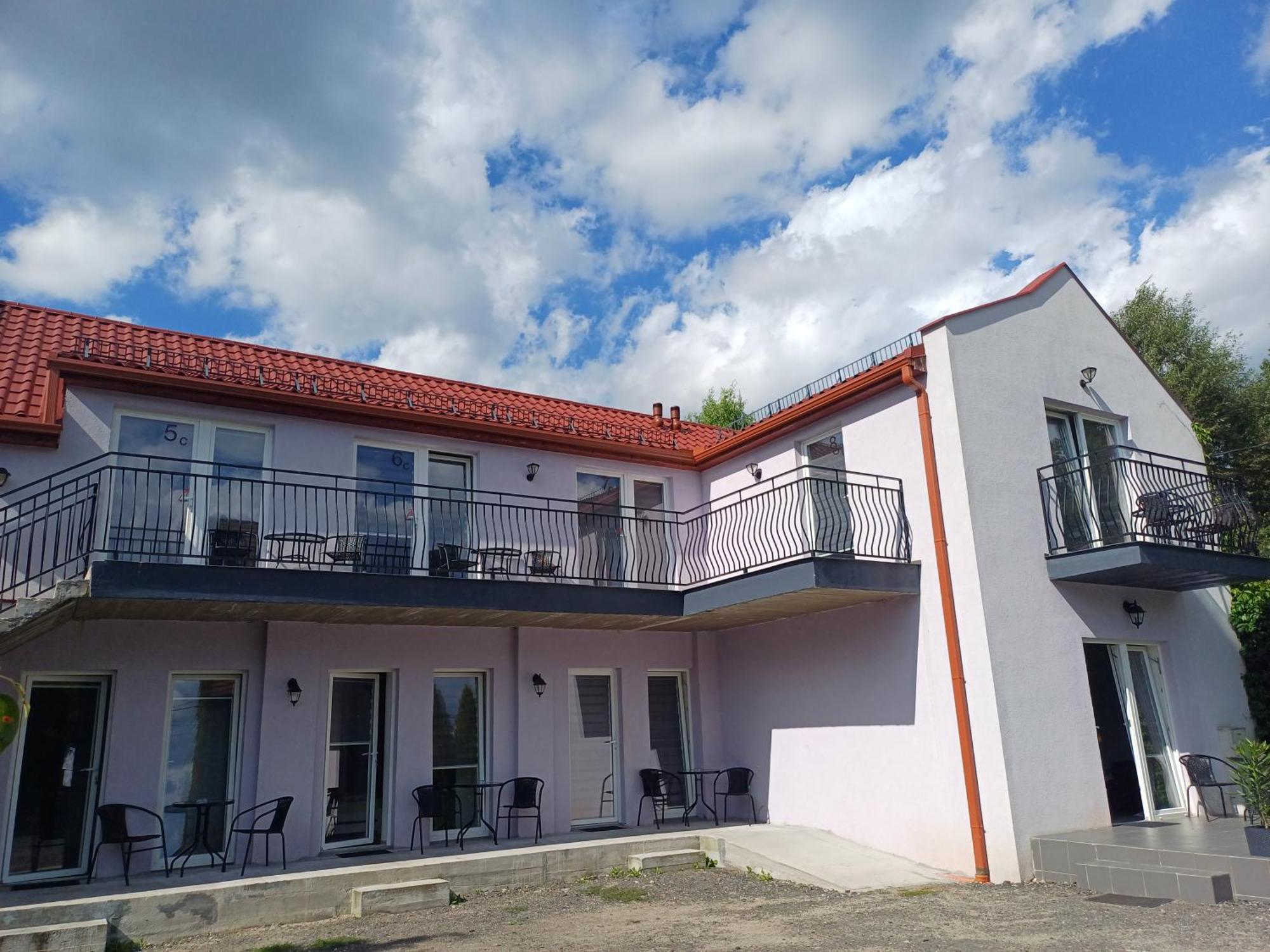 Gosciniec Solan Hotell Jeleniow Exteriör bild