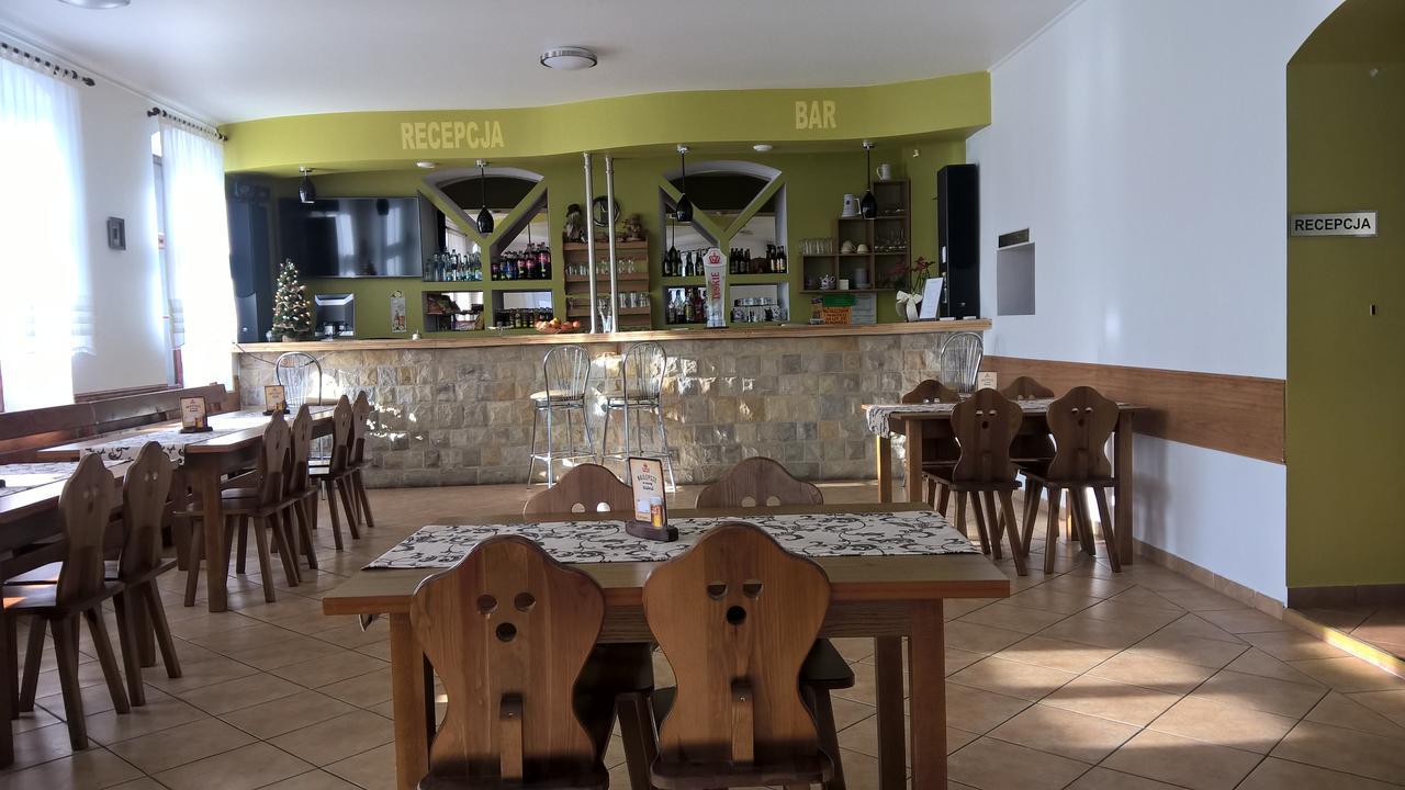 Gosciniec Solan Hotell Jeleniow Exteriör bild