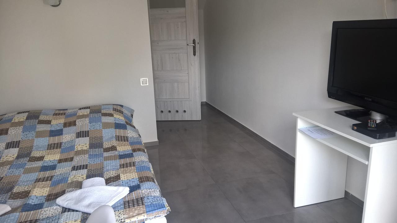 Gosciniec Solan Hotell Jeleniow Exteriör bild